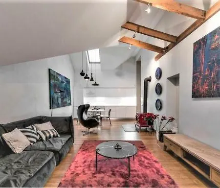 Art House Free Parking Balcony Two Bedrooms Fireplace Διαμέρισμα Κάουνας